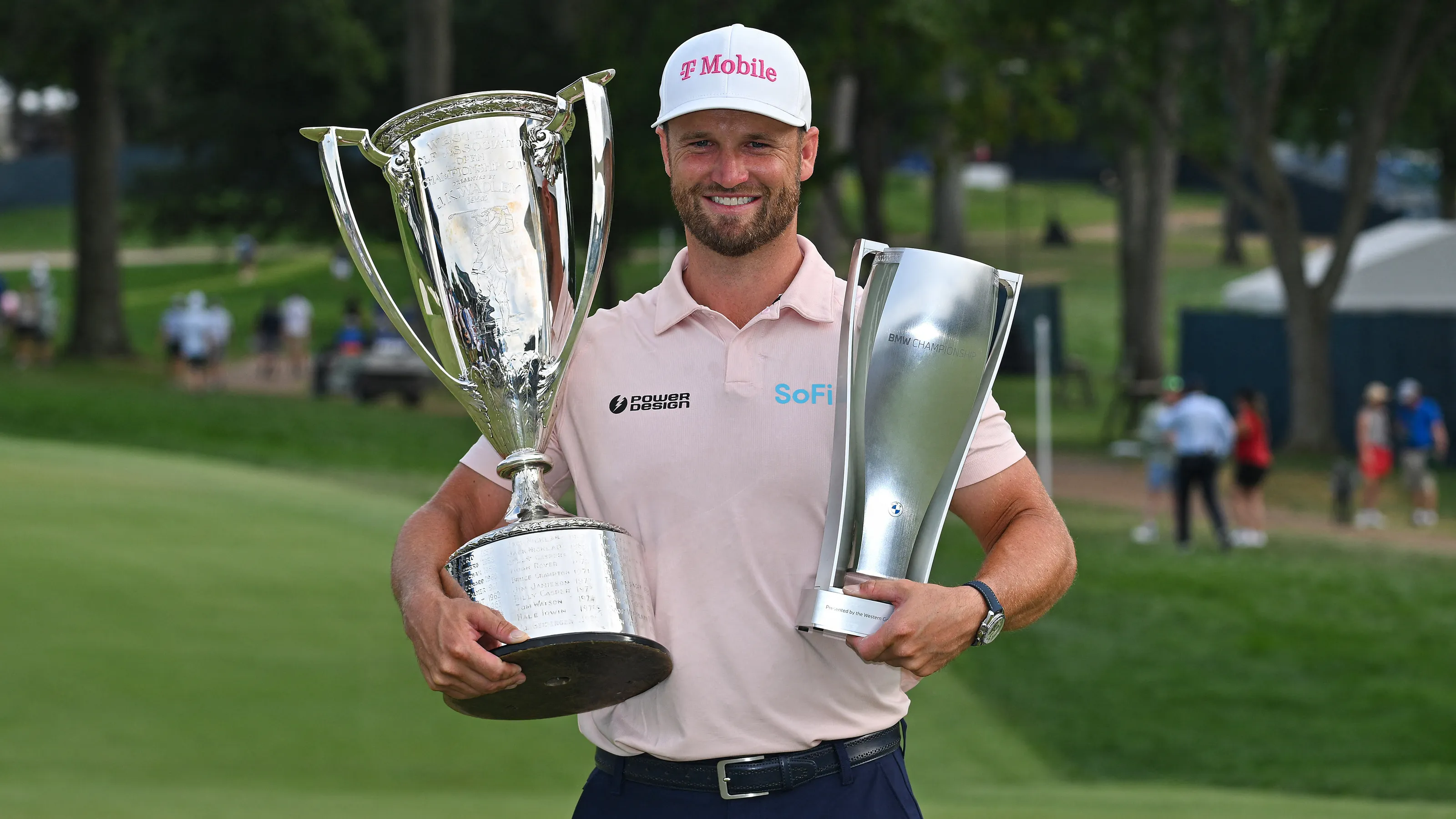 Wyndham Clark birdies the last three to win BMW Championship