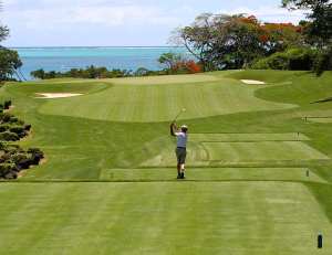 golf-player-on-the-course