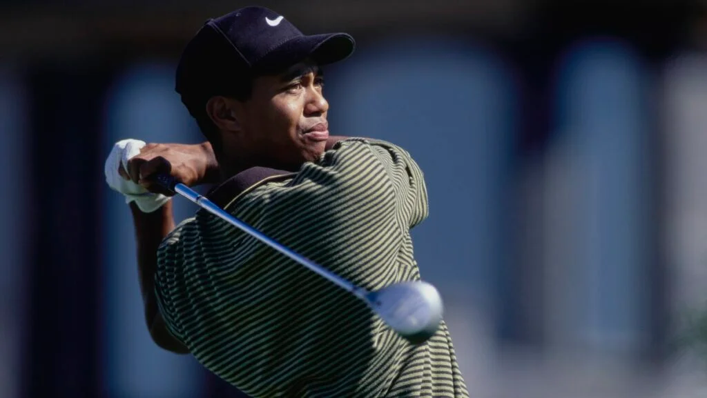 tiger-woods-practicing-swing